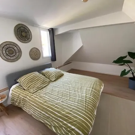 Διαμέρισμα Duplex Proche Gare Vue Tour Perret Avec Parking Gratuit